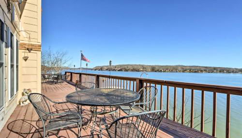 House with Deck Overlooking Lake of the Ozarks! - Foto 3