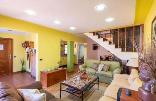 Las Mimosas - Photo 15