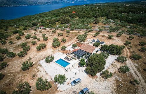 Family friendly house with a swimming pool Pucisca, Brac - 21499 - Foto 3