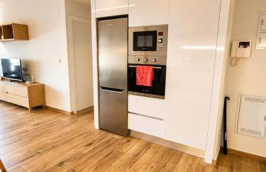Claudia Luxury Apartment near the beach with a pool, gym, and secure gated parking - Foto 13