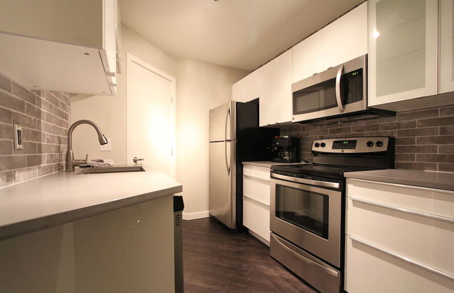 Glacier's Reach by Whistler Retreats - Photo 12