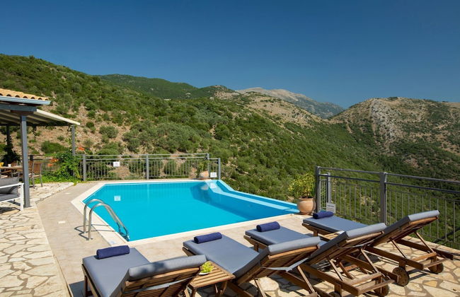 Luxury Villa With Stunning Views in Lefkada - Foto 25