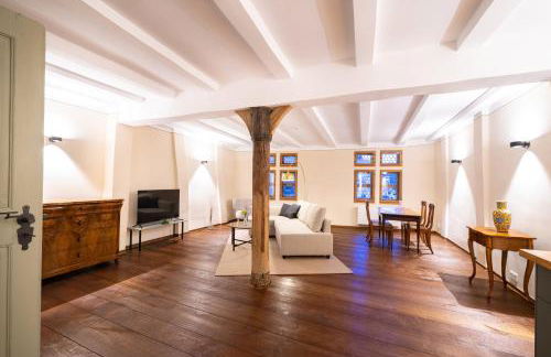 Goldener Löwe - Photo 2