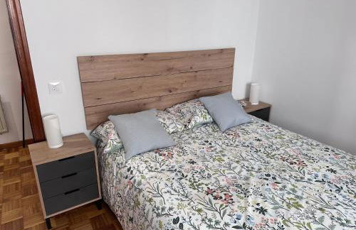 Acogedor Apartamento con vistas a la Catedral y parking - Foto 3