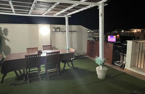 PLAYA ALMENARA ATICO DUPLEX VISTAS AL MAR Y MONTAÑA WIFI,PISCINA a - Foto 29