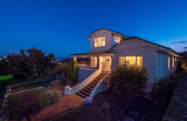 Serpentine Rose - Photo 1