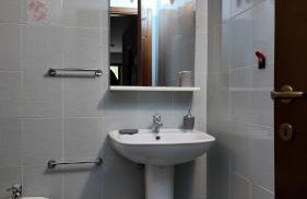 Whole apartment in Villa surrounded by green - Foto 2