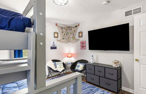 Petoskey Falls Escape-Hot Tub/Dogs/Petoskey/Boyne - Photo 37