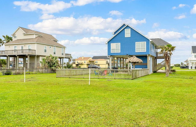 Backyard Oasis Hot Tub and 2 Shaded Decks - Foto 22