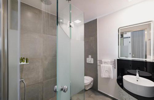 White Luxury Villa - Foto 34