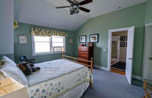 Oceanfront Jellison Beach House - Photo 19