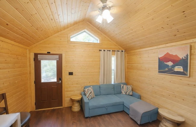 Log Cabin for Family Glamping Vacation near San Antonio - Foto 47