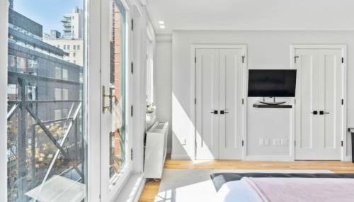 Luxe Studio with Charming Juliet Balcony - Foto 5