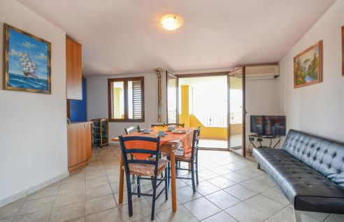 Lovely Apartment In Ilbono With Wifi - Foto 5