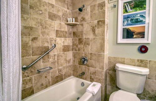 East Shore Beachfront Resort, Restaurant, Bar, AC, Spa, Pool & Gym - Foto 64