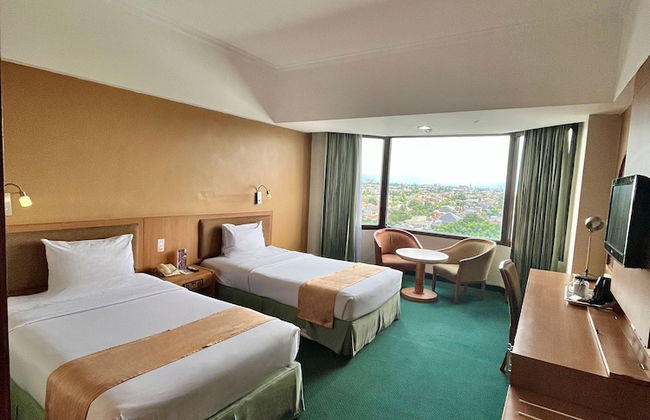 Horison Ultima Bandung - Foto 13