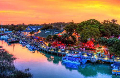 *OCEAN FRONT* Pier-adise 2Bed/2Bath, Sleeps 8 - Photo 52