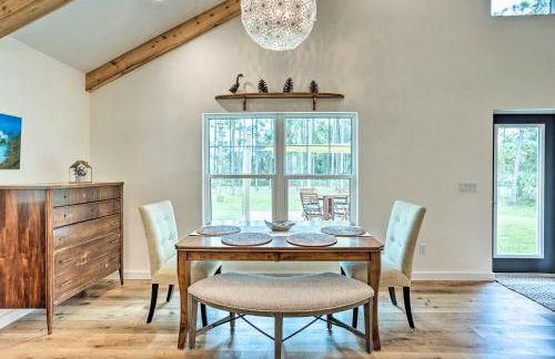 Trendy Palm City Cottage with Porch on 5 Acres! - Foto 9