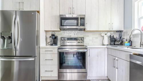 Cozy Craftsman Cottage 10 minutes away from DT! - Foto 2