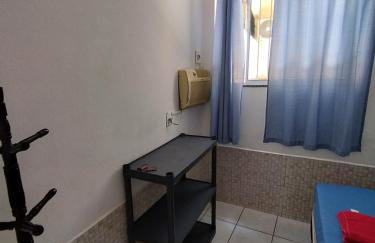 Seu Apto Praia da Costa 2 Sala Quarto Banheiro 1 Cama casal e 2 Camas Solteiro Econômico Local Excelente Ar Cond Frigobar Microondas Tv Todo Seu Centro - Foto 5