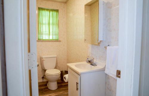 Stay on a 350-acre Cattle Ranch! Brazos River! Tubing! Petting zoo! - Foto 20