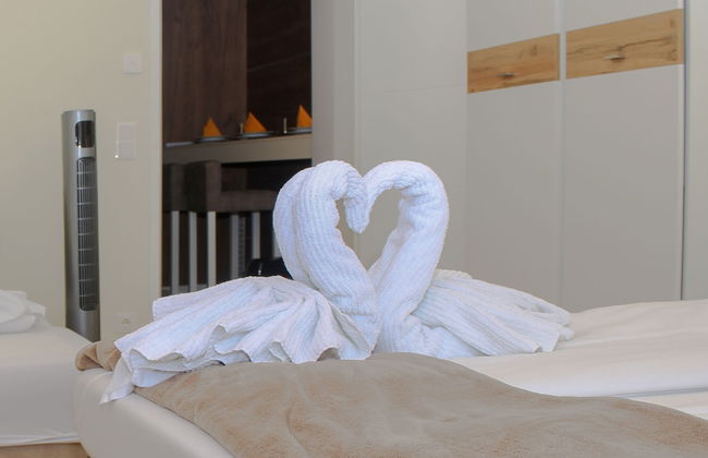 Christiano Apartments - Photo 8