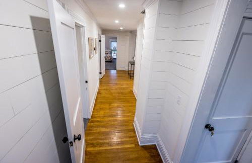 Lakeside Vineyard Farmhouse - Foto 28