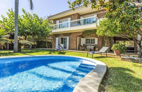 Villa Luxury B by Interhome - Foto 35