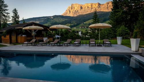 La Bercia Alpine Lodge & Spa - Photo 2, sunbed