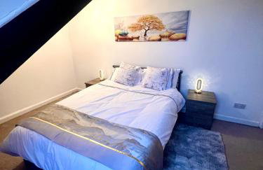 Private Parking, Urban Comfort & City Haven - Foto 9