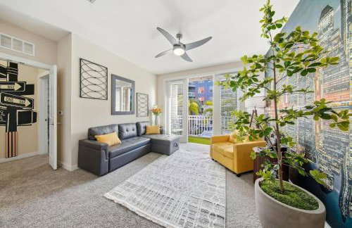 Stylish 2BR w Balcony, Pool & Pet-Friendly #15 - Foto 6