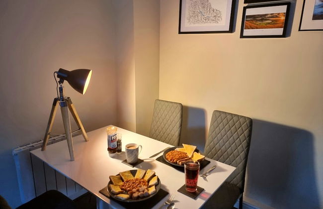 Impeccable Beachfront 2-bed Cottage in St Bees - Photo 13