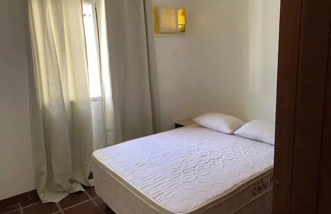 Apto na Enseada a 50 metros da praia - Foto 6