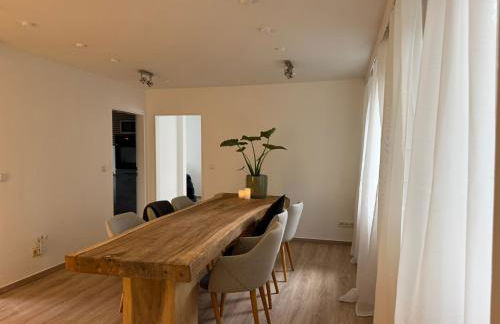 NOOQA Cologne - Comfort Riverside Home -160 qm, 2 Floors - Foto 15