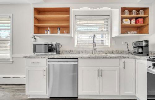 Spacious 2 bedroom home in Niles, Illinois with office, full kitchen and 2 baths - Foto 16