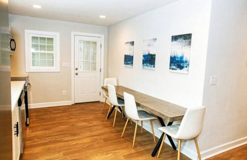 Three Bedroom Outdoorsy Escape in Huntersville - Foto 18