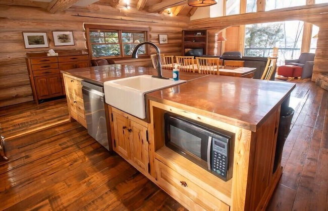 Snow Creek Cabins by Fernie Lodging Co. - Photo 75