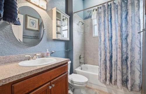 Charming 3BR Oasis Comfort, Pool & Sunshine home - Foto 39