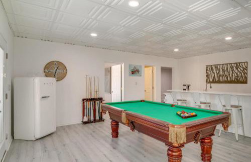 Porch and Game Room! Getaway on Lookout Shoals Lake - Foto 7