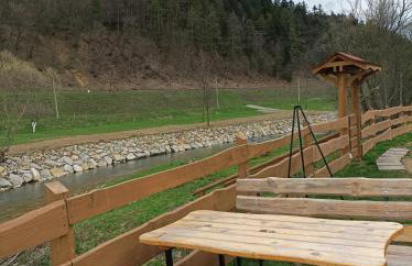 Domki nad rzeką w Komańczy - Foto 8