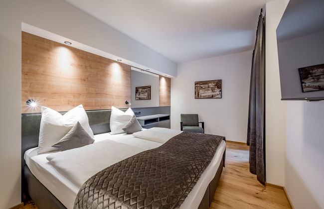 Summit Seefeld - Photo 16