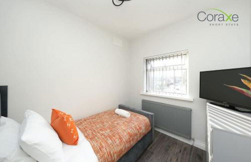 3 Bedroom Luxe Living for Contractors and Families by Coraxe Short Stays - Foto 19