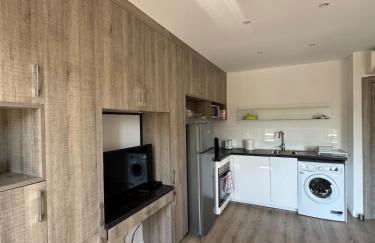 14484 deux pièces élégant et central - Foto 11