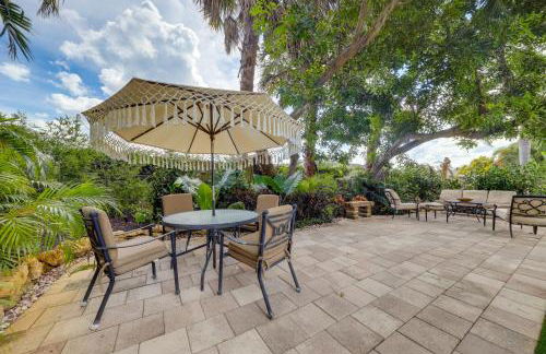 Vibrant North Palm Beach Home about 2 Mi to Beach! - Foto 3