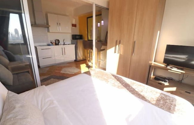 Oasis Regency at Acqua Livingstone near Rockwell - Foto 3