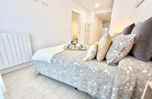 Castro Holidays - Apto D Céntrico Terraza con Garaje Gratis - Photo 4