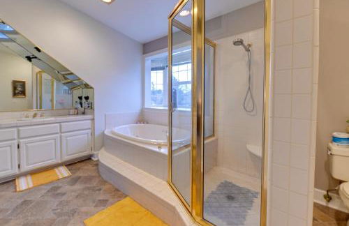 Spacious Grants Pass Home with Hot Tub and River Views - Foto 24