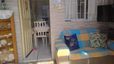 Residencial Lena a 300 metros da praia - Foto 2