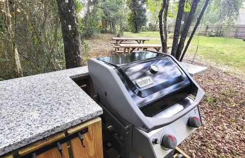 River Daze Cabin - A cozy cabin right on the river - Foto 25