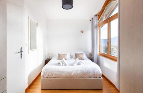 Le Chalet Panoramique Jaccuzi Parking Vue Montagne - Foto 4